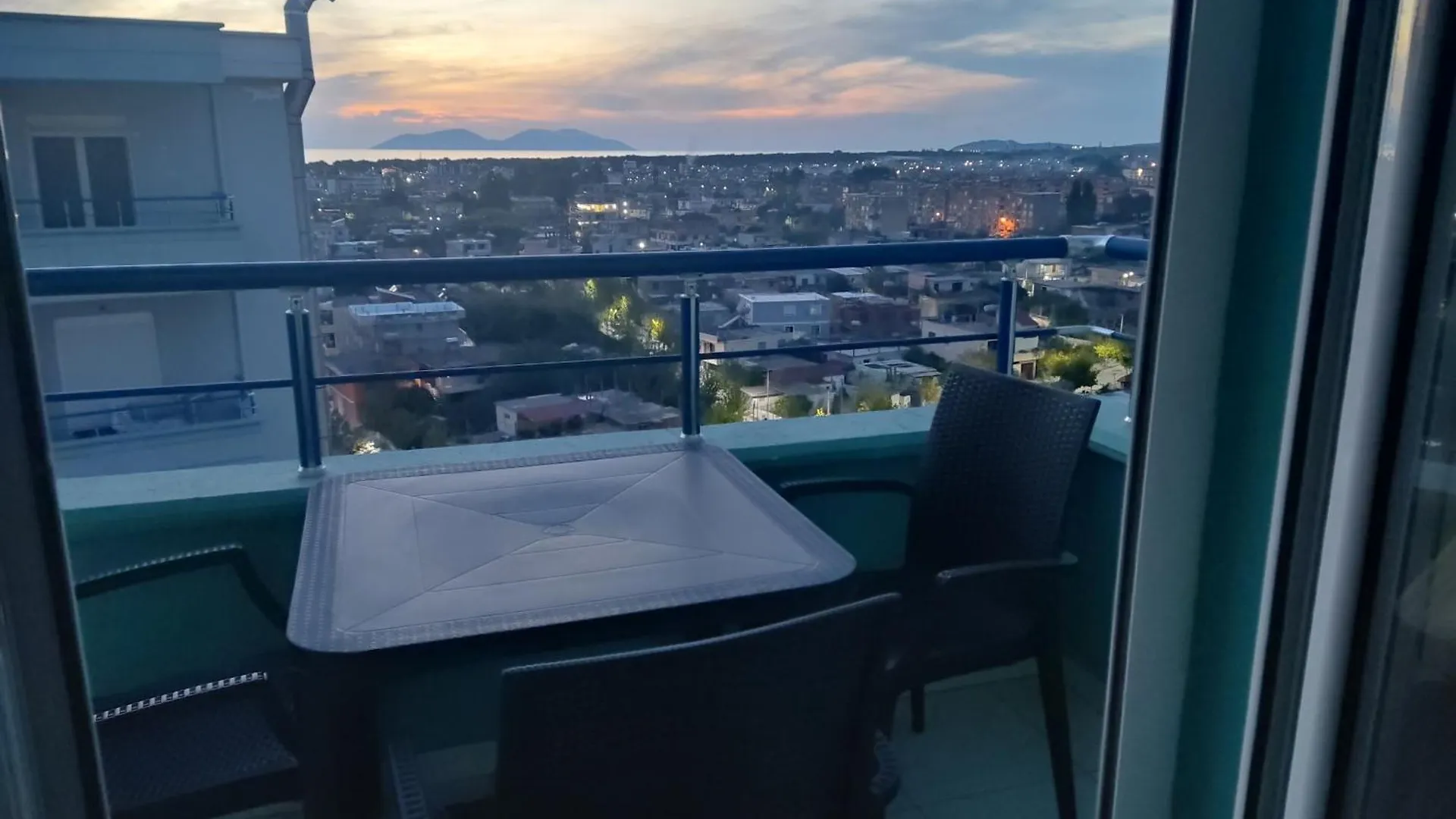 Turi Apartments Vlora 0*,  Albánia